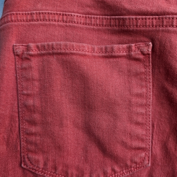 Eddie Bauer Red Jean Shorts Straight-Leg Denim Slightly Curvy - Picture 5 of 13